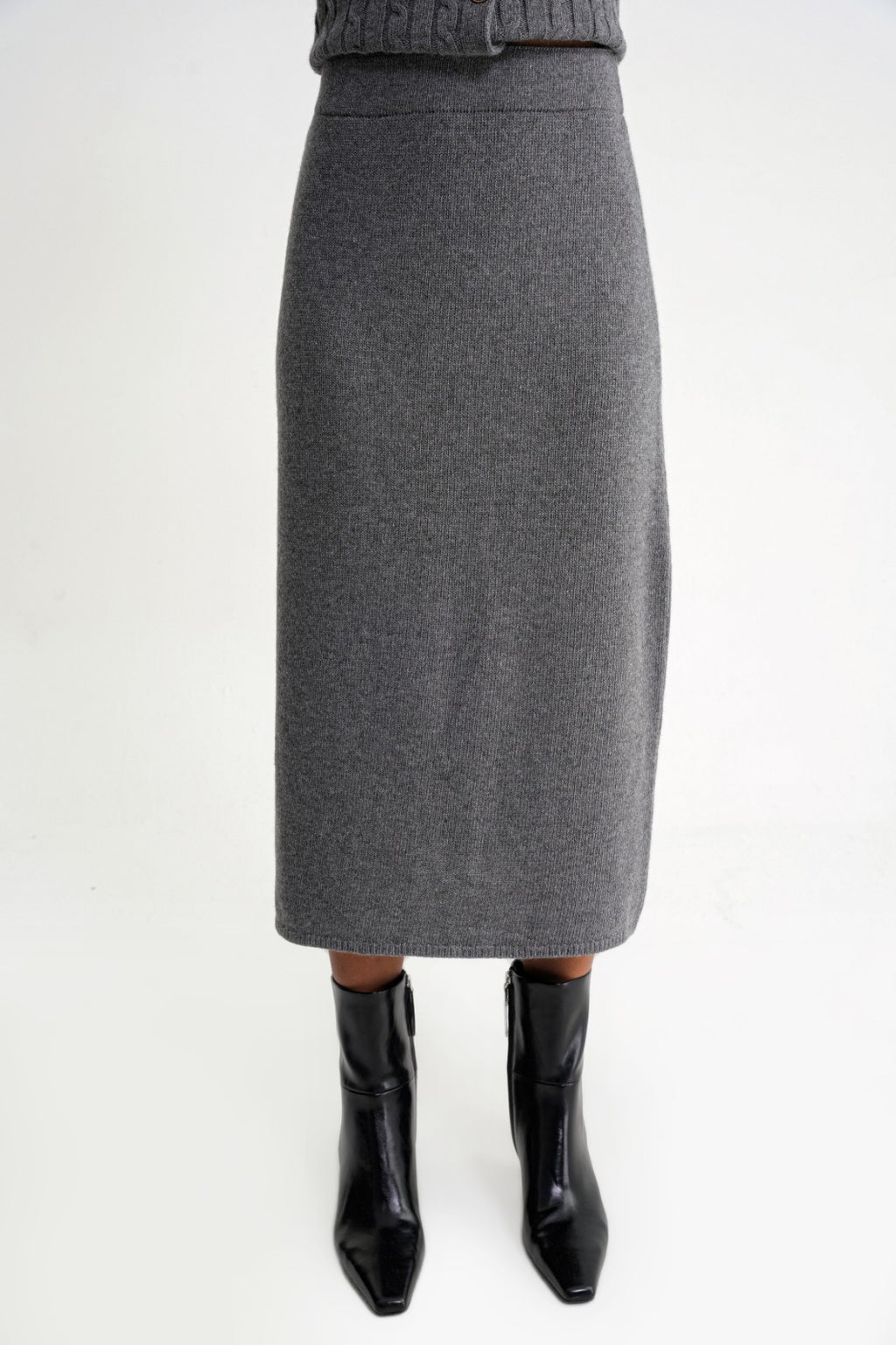 Damen Strickrock in Midi-Länge – Grau