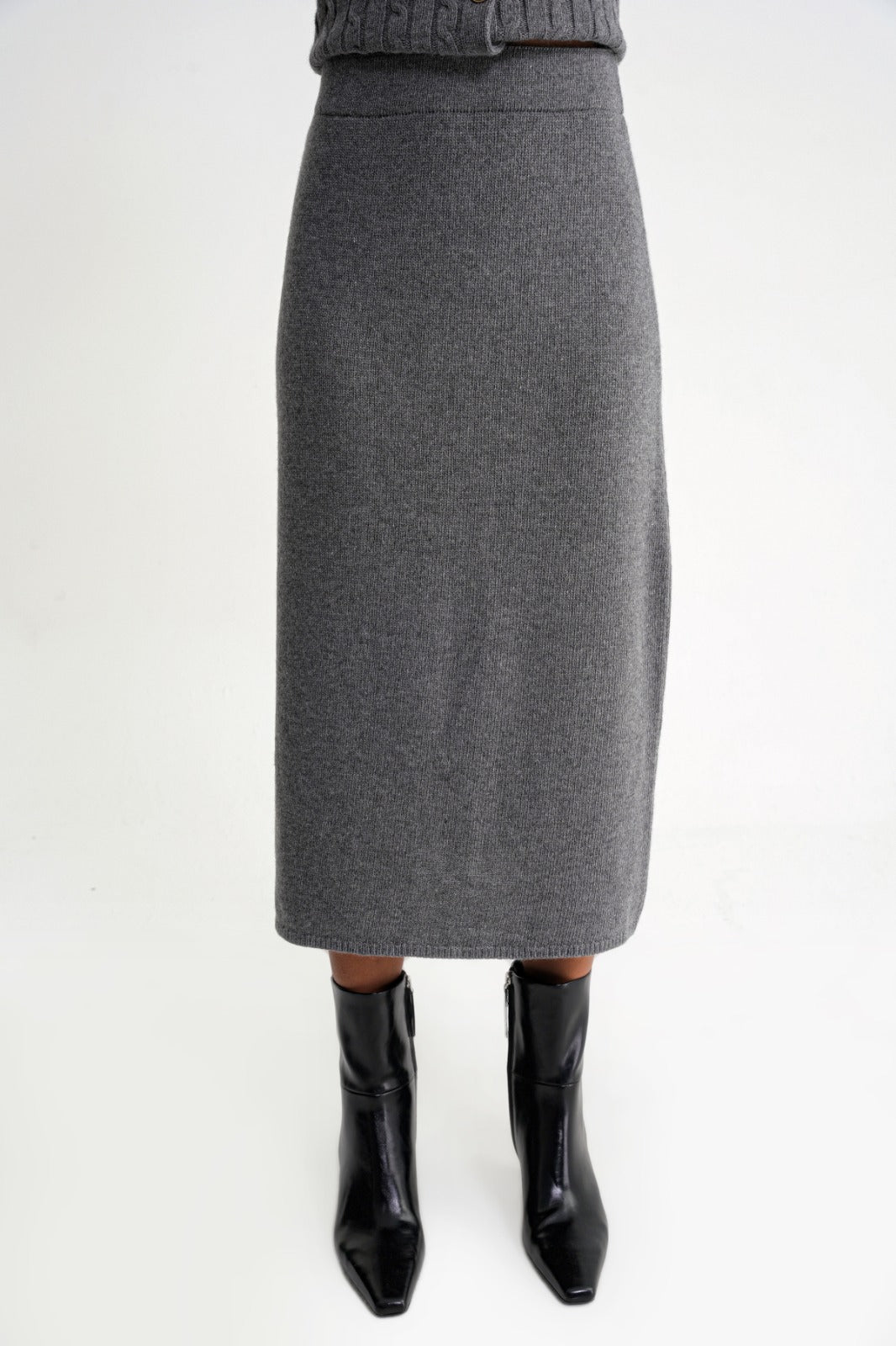 Damen Strickrock in Midi-Länge – Grau