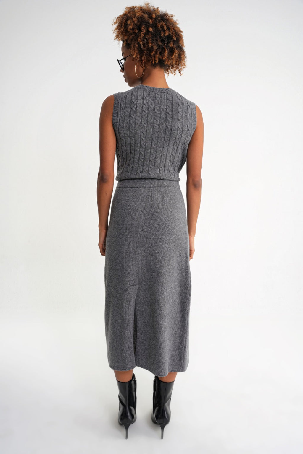 Damen Strickrock in Midi-Länge – Grau