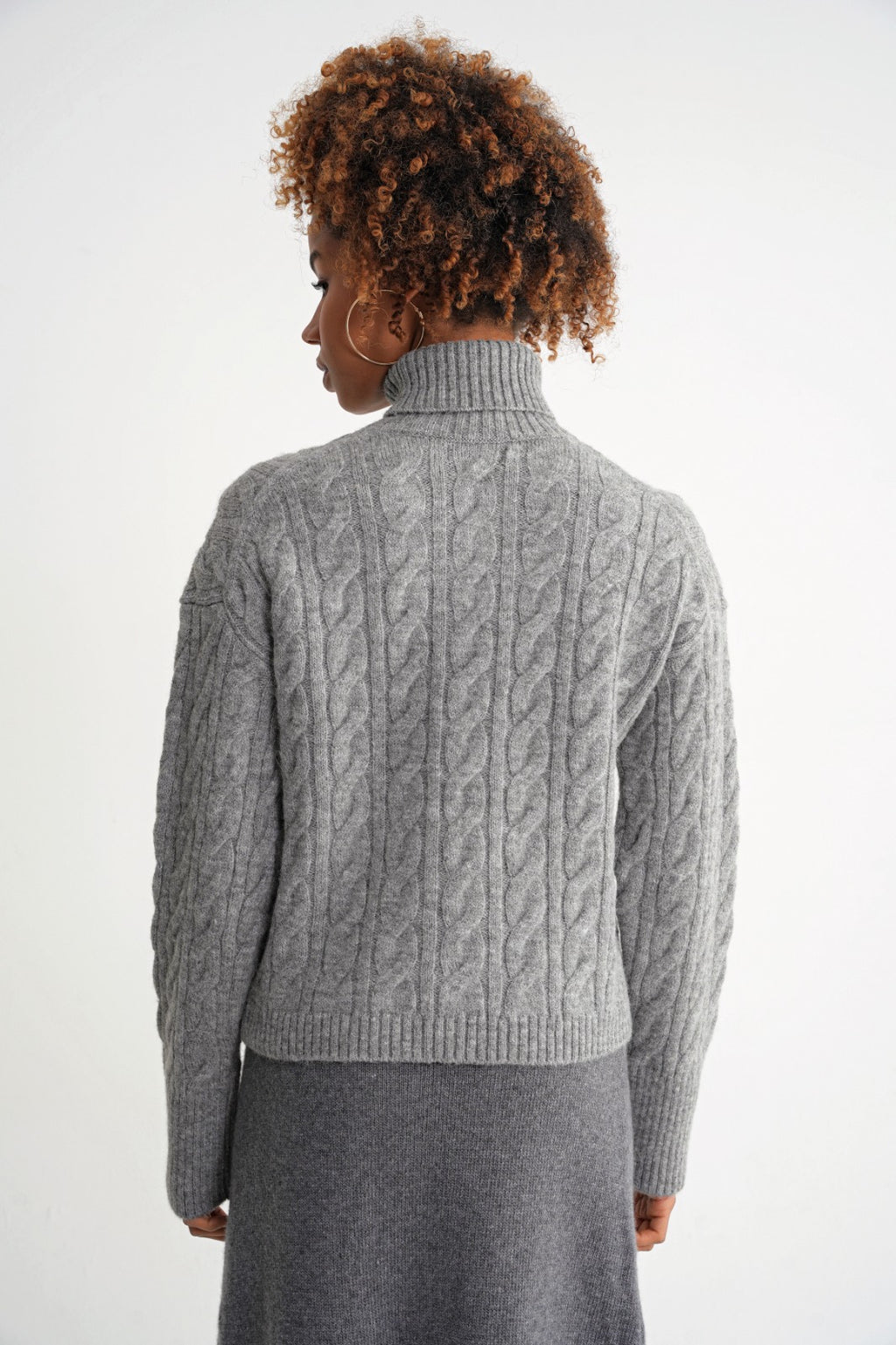 Damen Zopfmuster-Rollkragenpullover in Grau