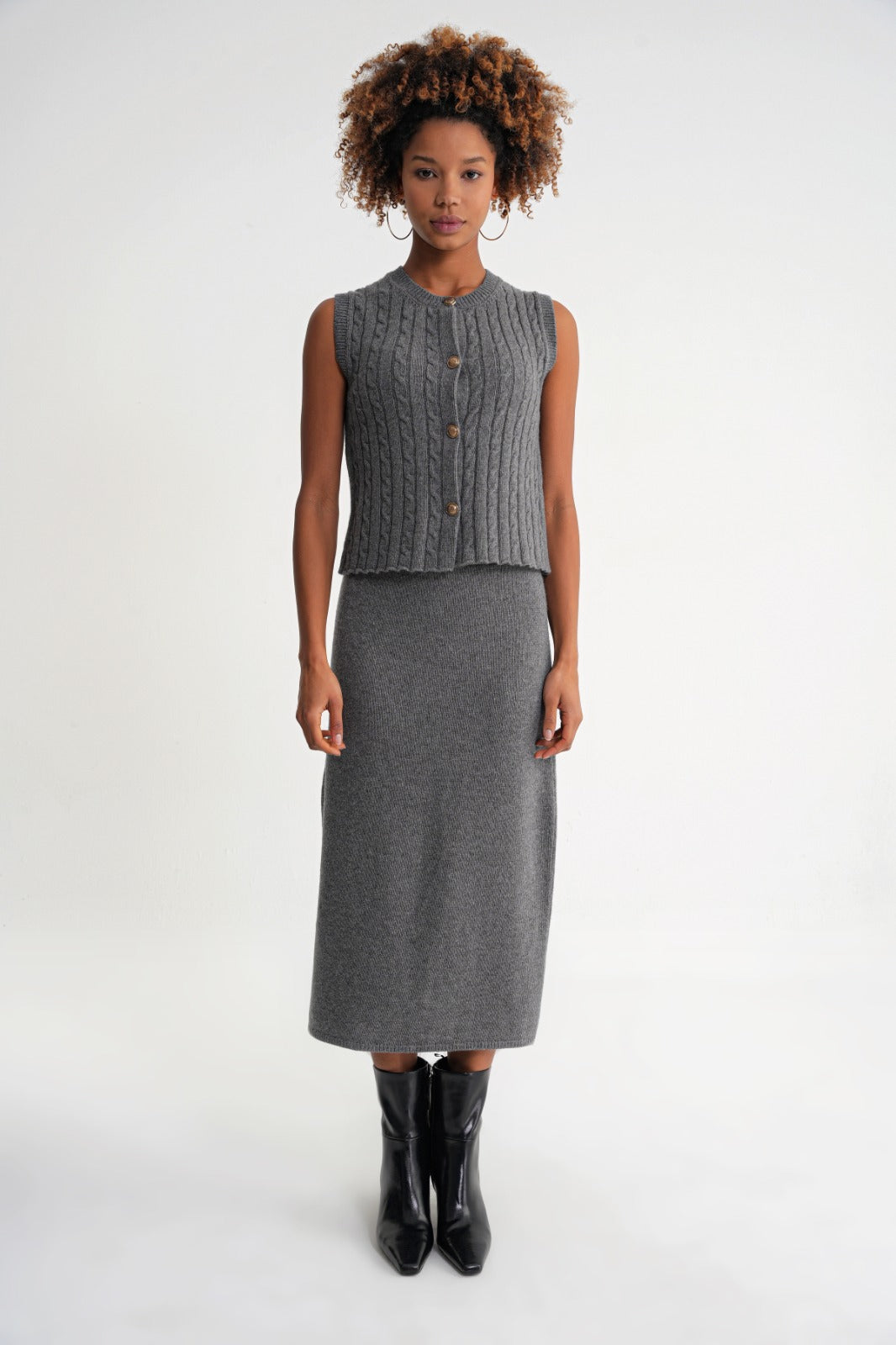 Damen Strickrock in Midi-Länge – Grau