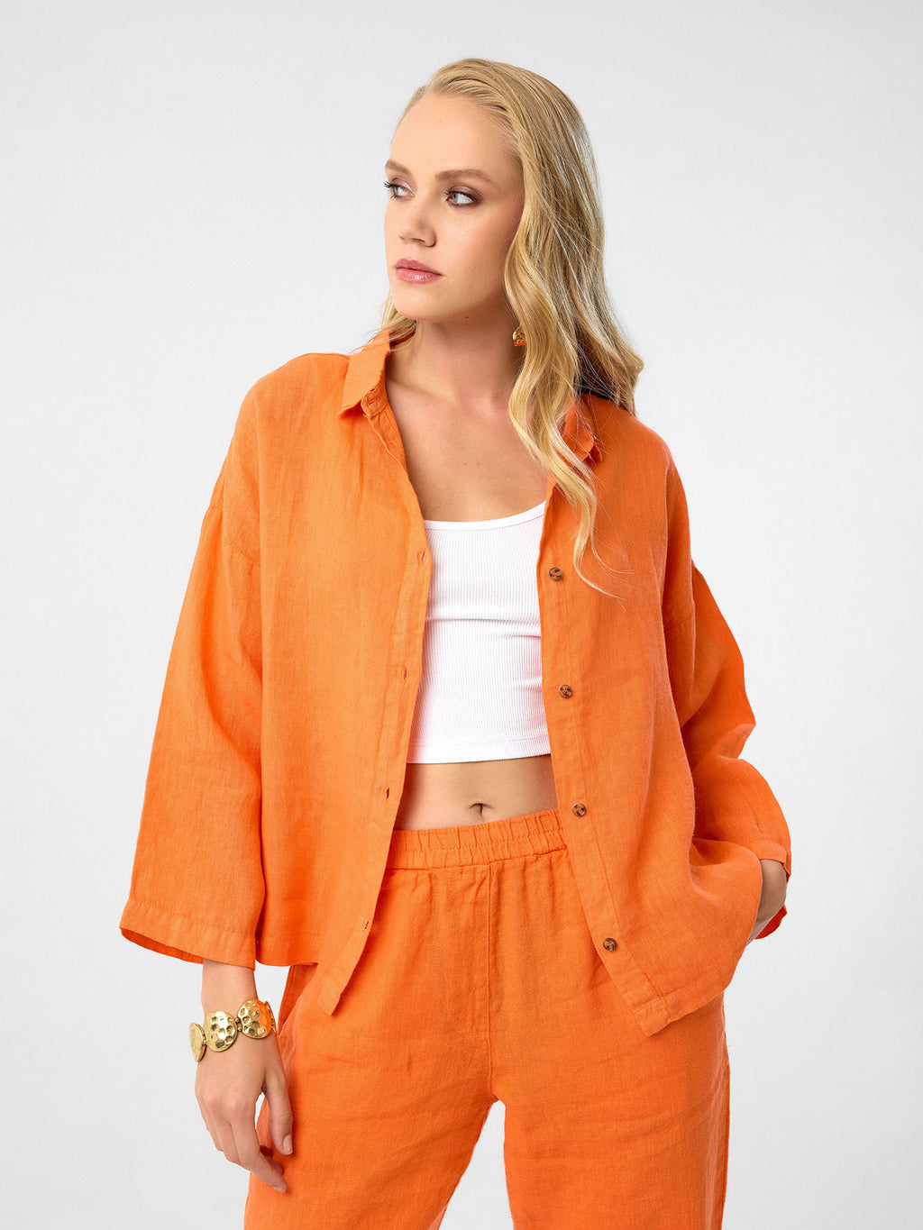 Pure Linen Bluse in Relaxed Fit – Apricot