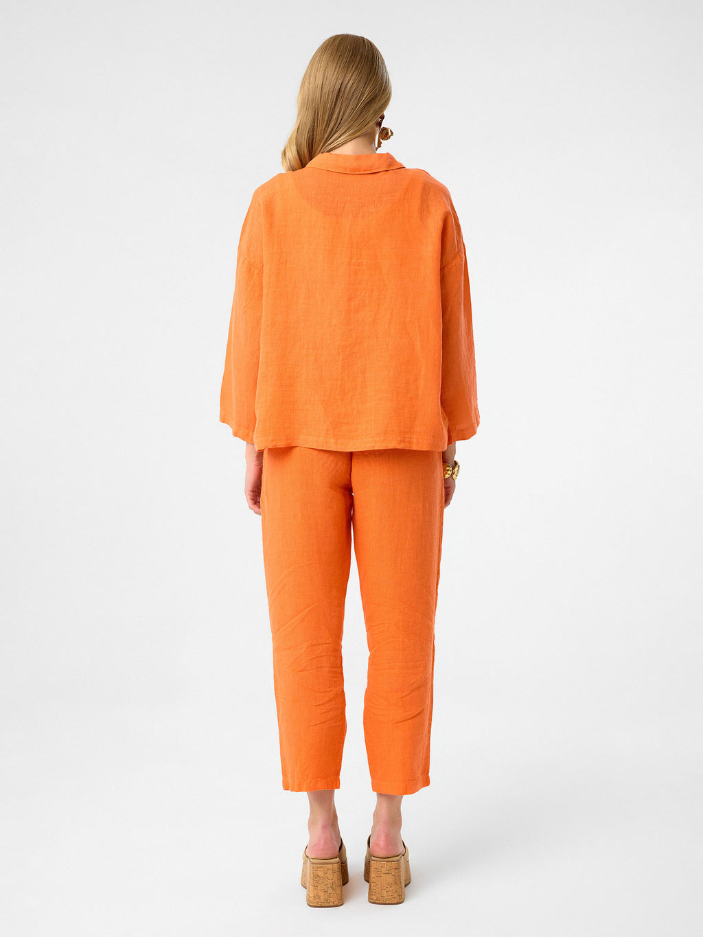 Pure Linen Bluse in Relaxed Fit – Apricot