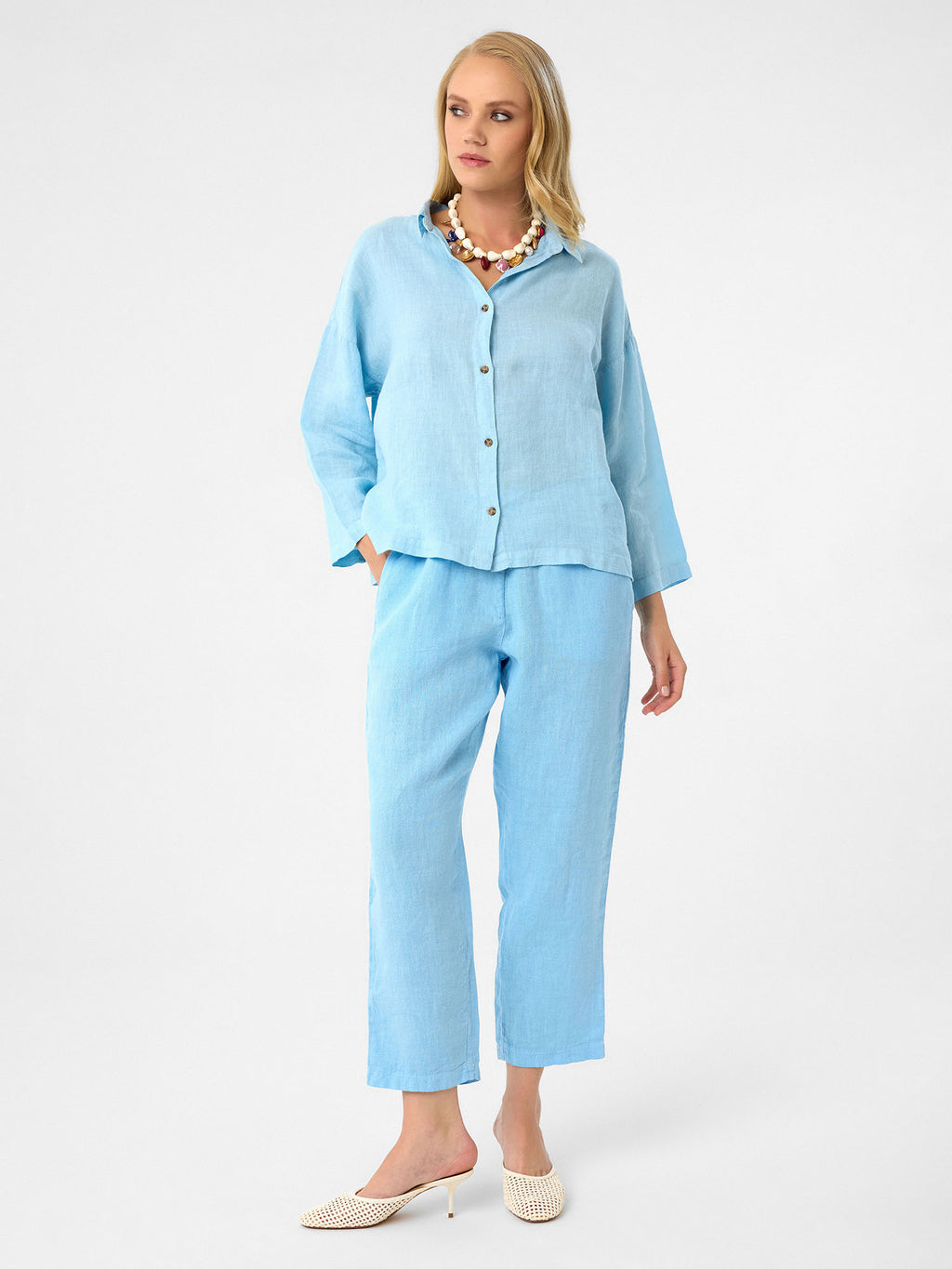 Pure Linen Bluse in Relaxed Fit – Sky Blue