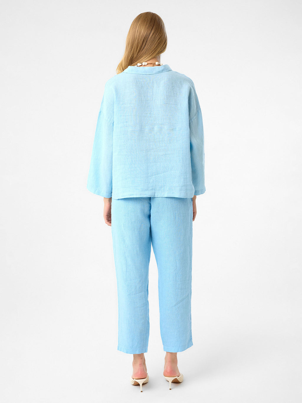 Pure Linen Bluse in Relaxed Fit – Sky Blue