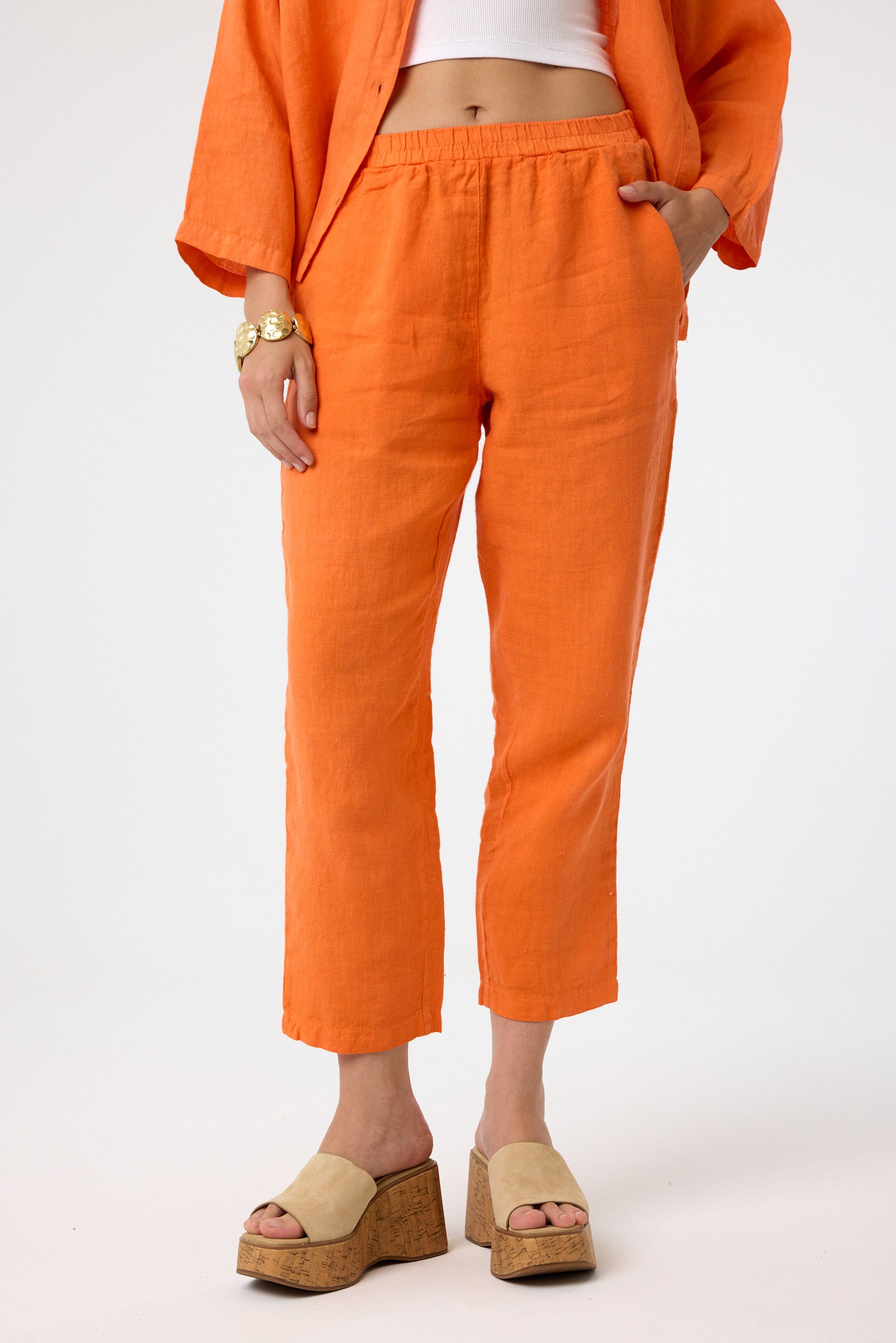 Cropped Chino in Apricot