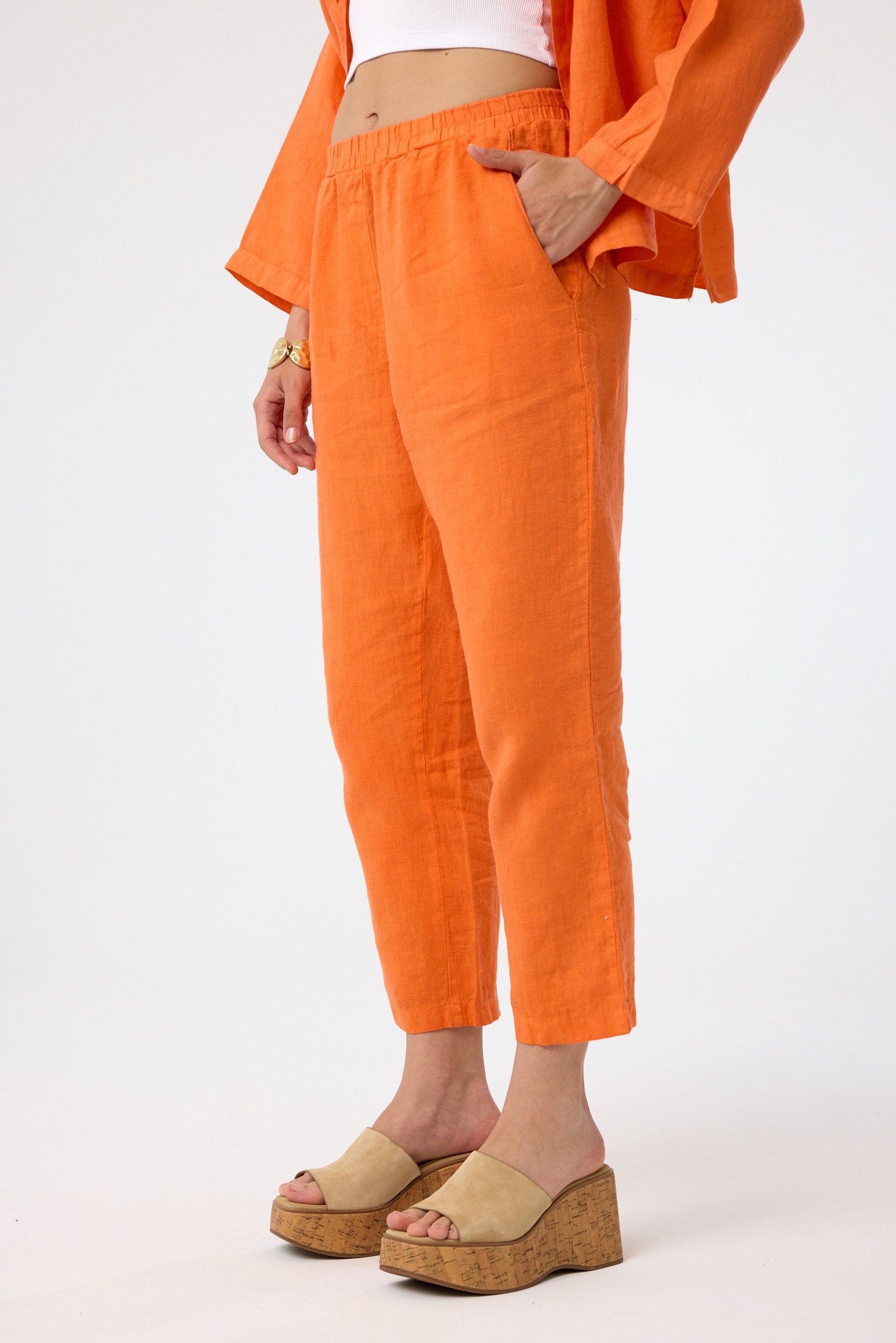 Cropped Chino in Apricot