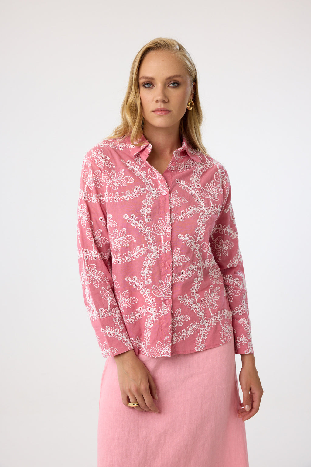 Baumwollbluse mit Stickerei aus 100 % Baumwolle – Rose