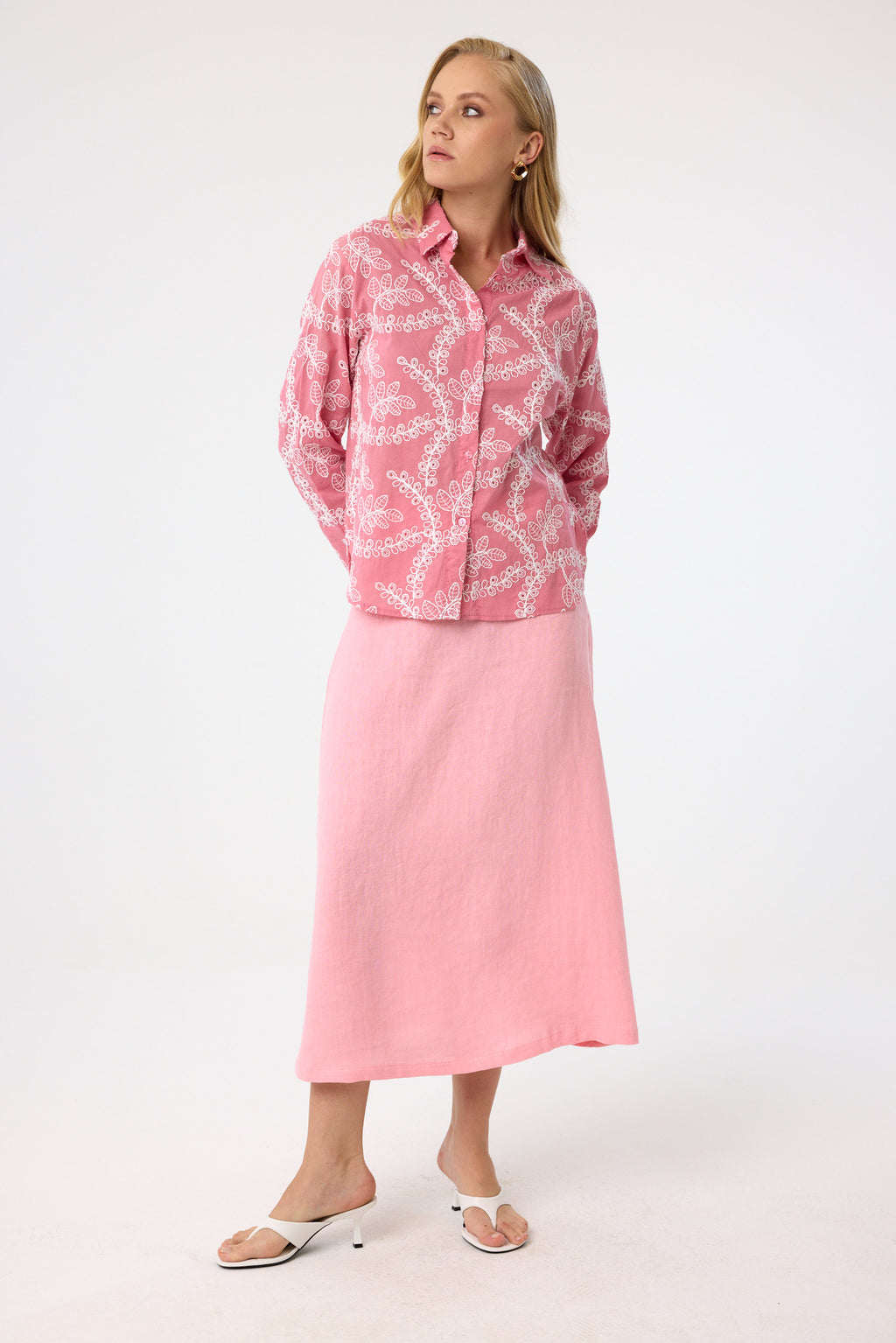 Baumwollbluse mit Stickerei aus 100 % Baumwolle – Rose