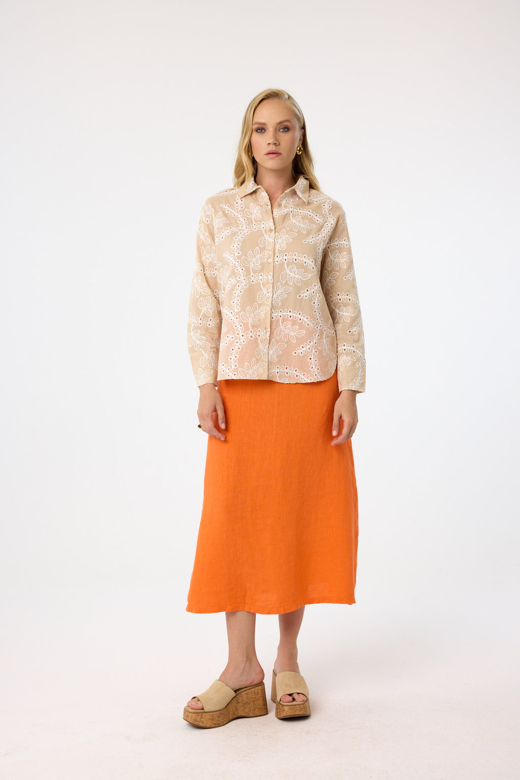 Baumwollbluse mit Stickerei aus 100 % Baumwolle – Sandstone