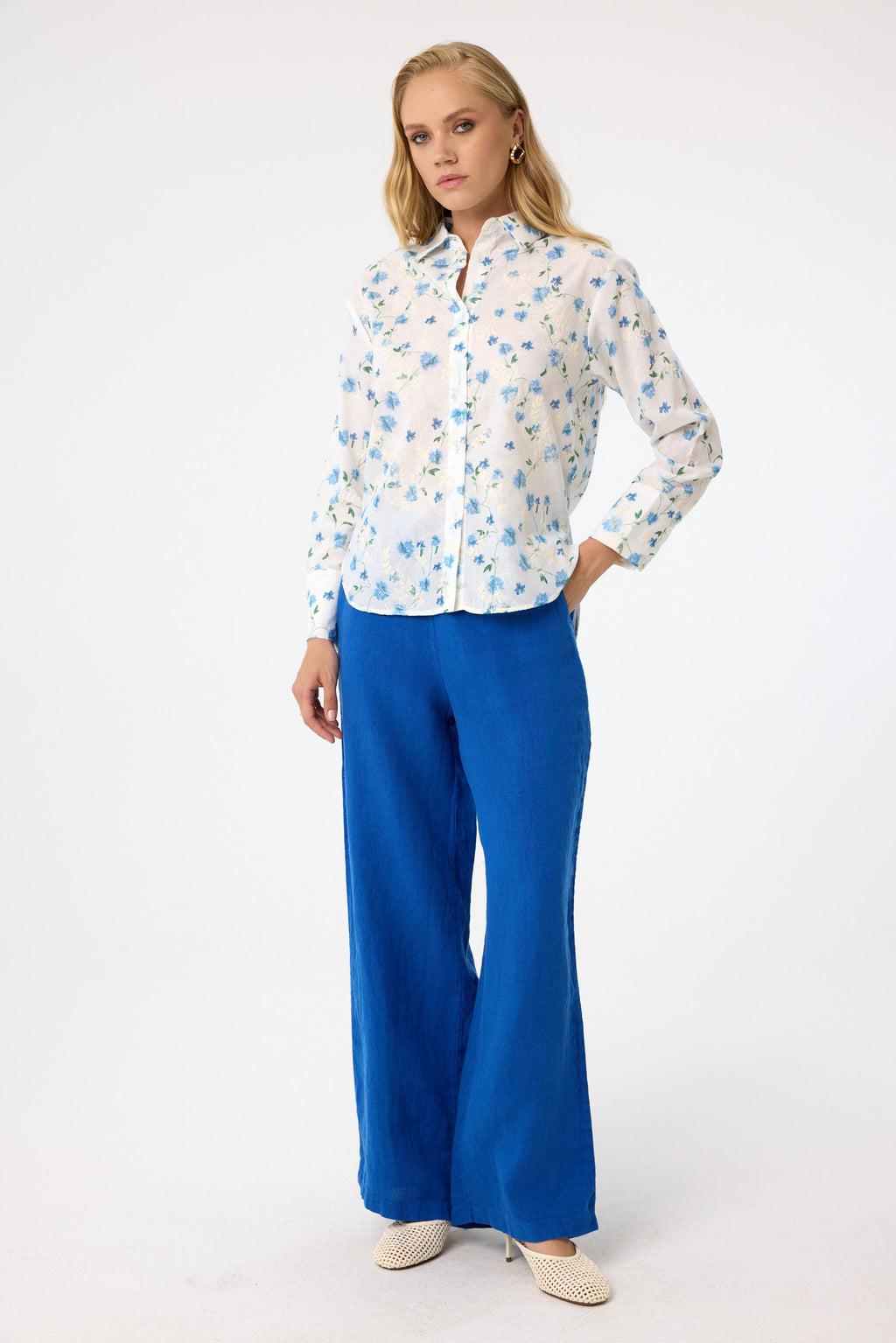 Baumwollbluse mit Floralprint aus 100 % Baumwolle – Sky Blue