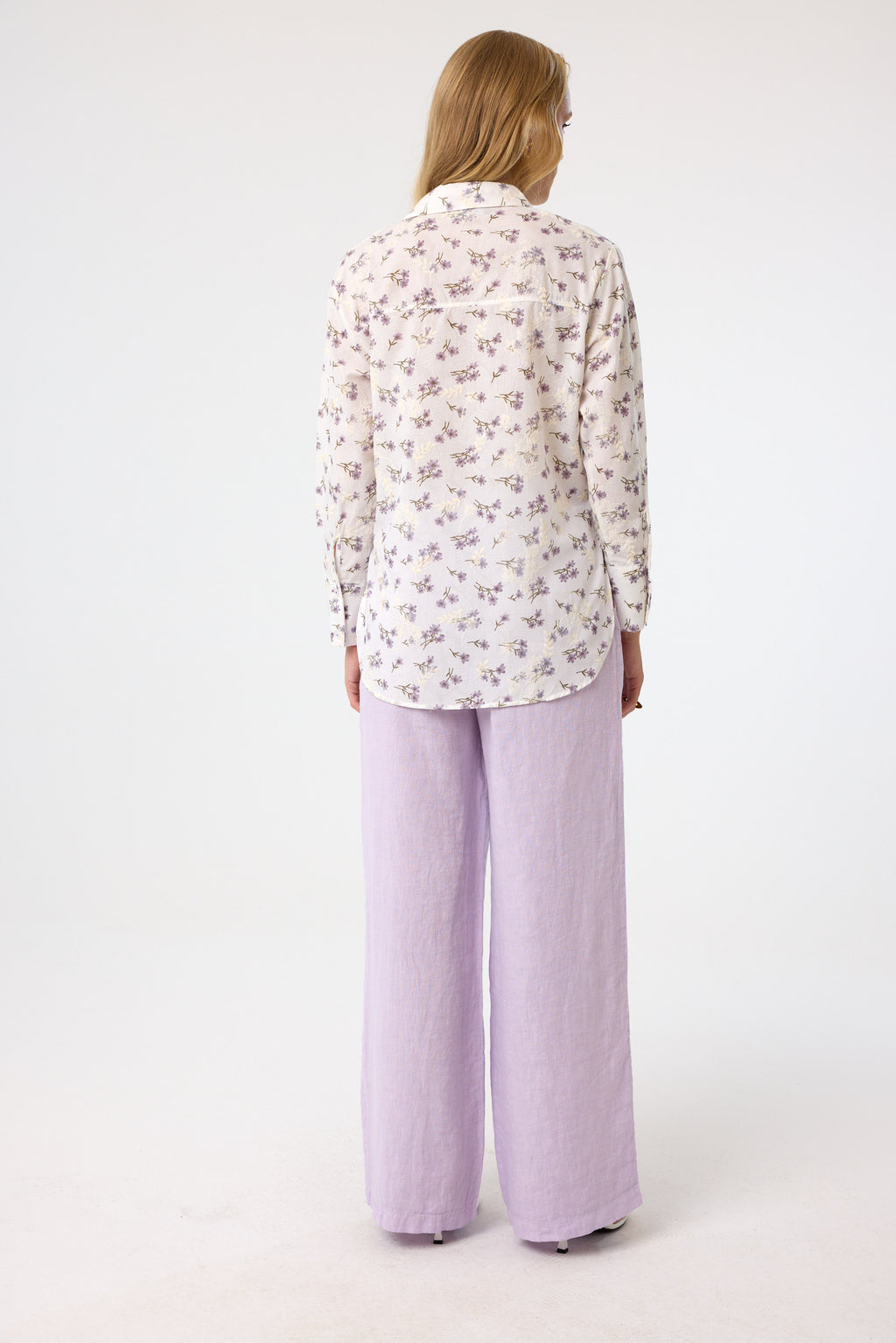 Baumwollbluse mit Floralprint aus 100 % Baumwolle – Lilac