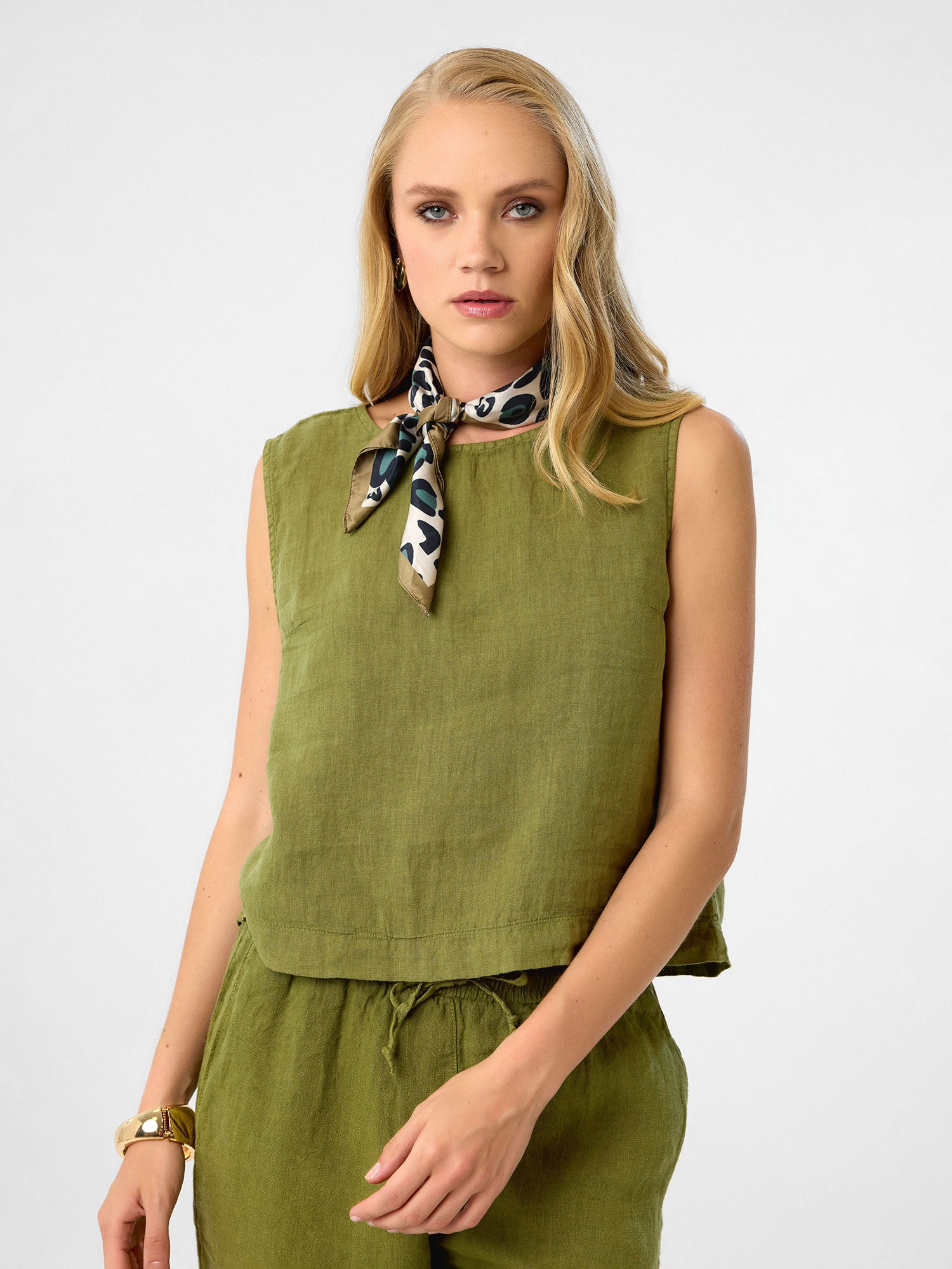 Crop-Top in Olivgrün