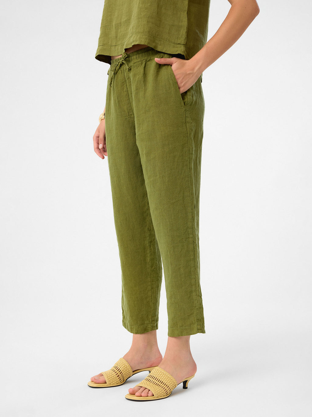 Cropped Linen Pants aus 100 % Leinen – Olive Dune