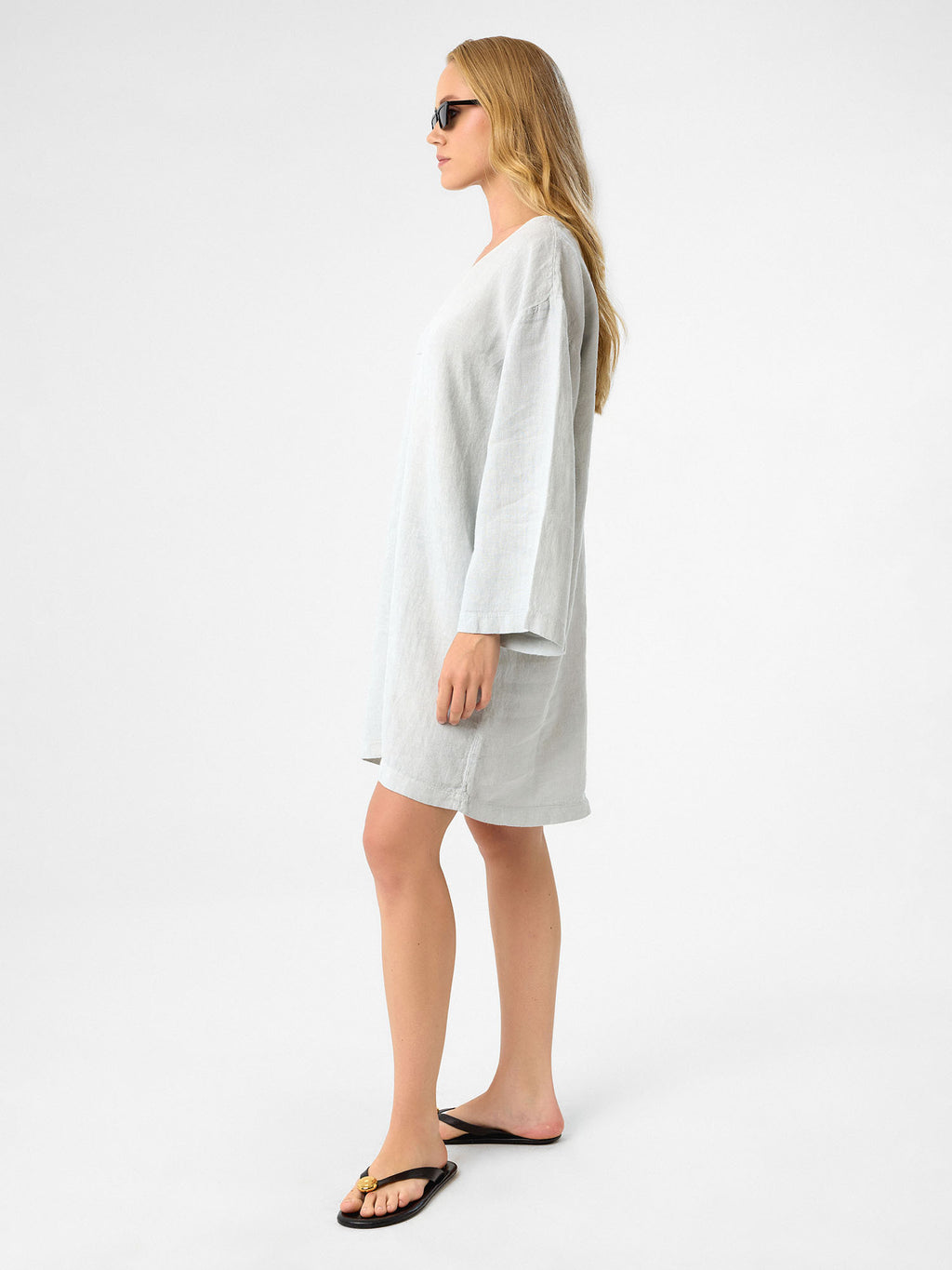 Kleid mit V-Ausschnitt in Ash Grey