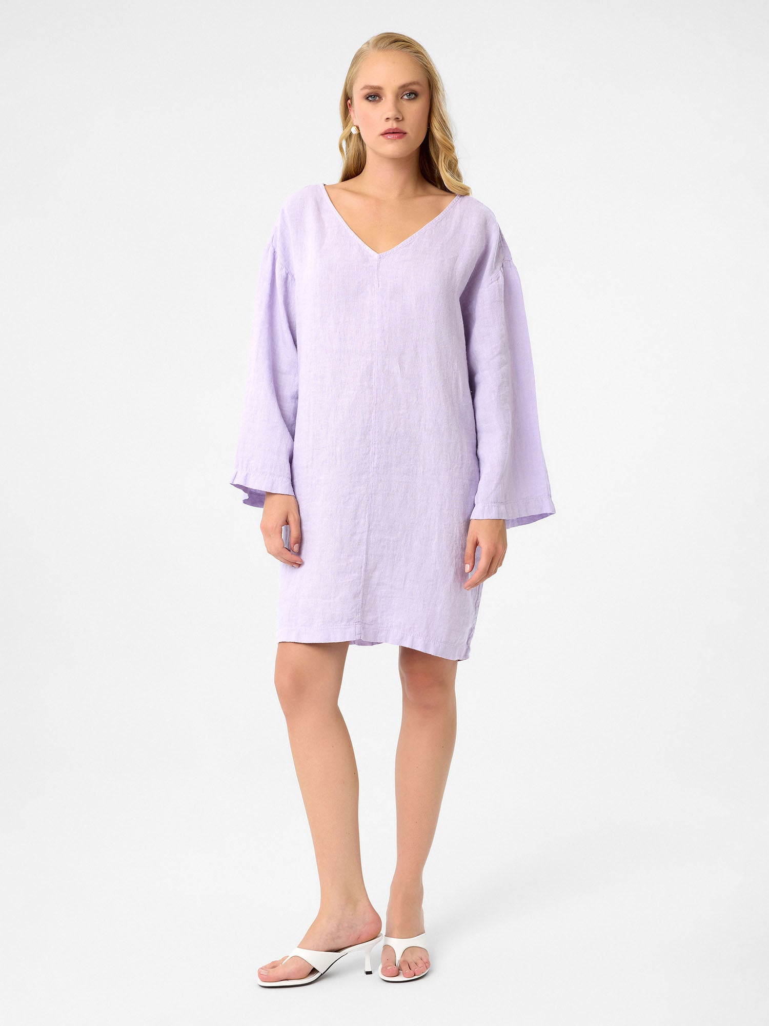 Kleid mit V-Ausschnitt in Lilac