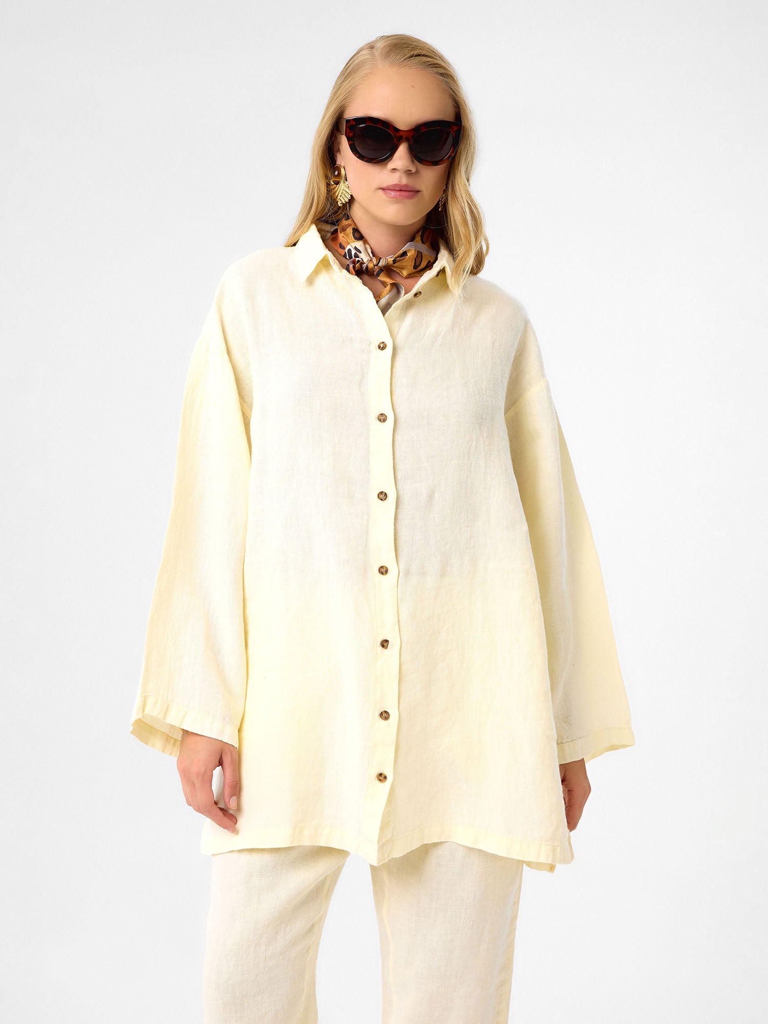 Oversized Tunika in Buttercream