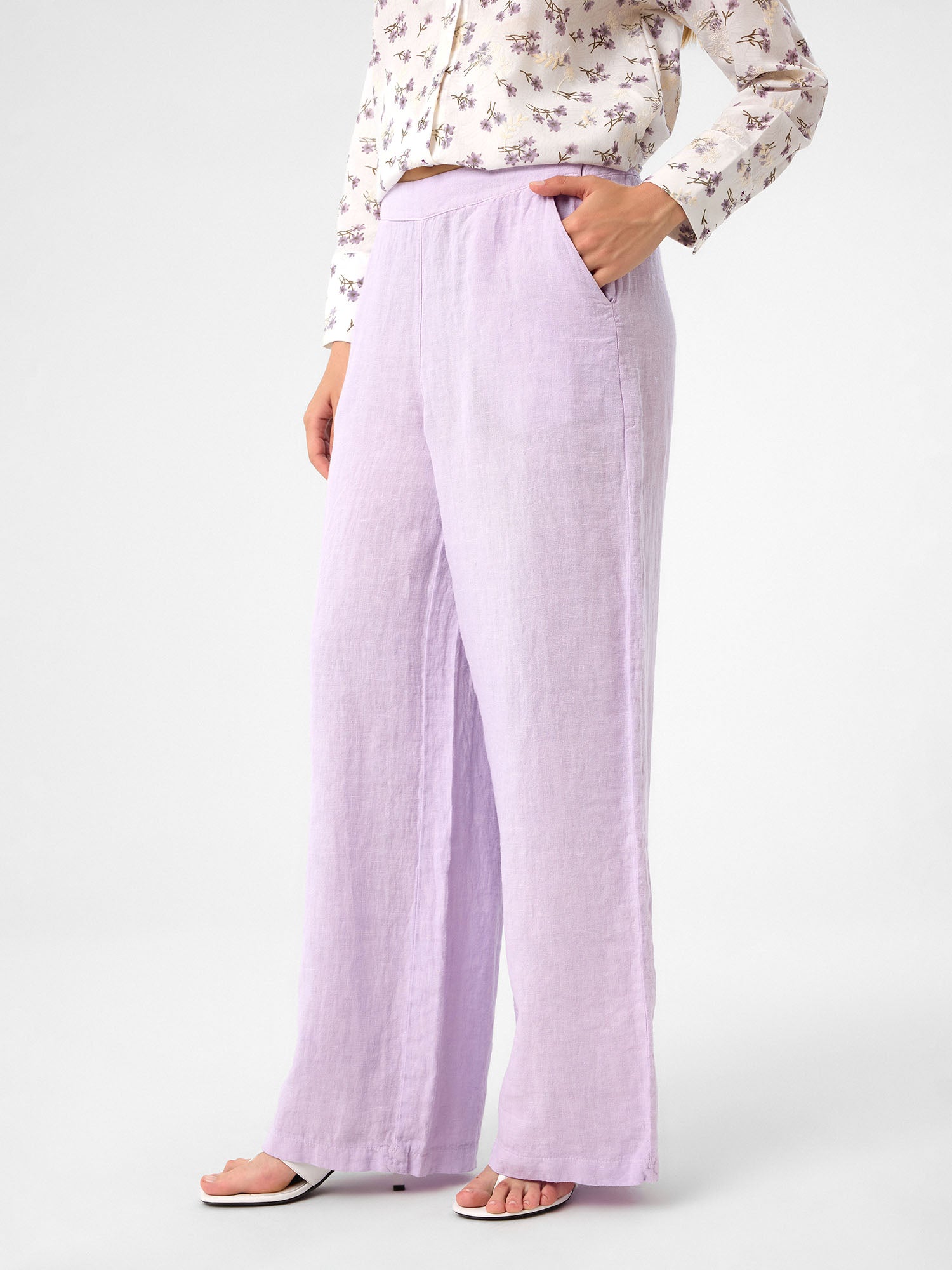 Wide-Leg Hose in Lilac