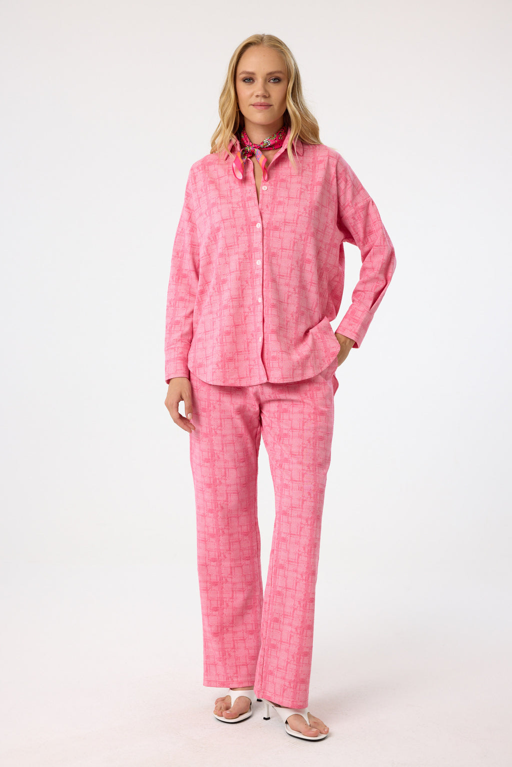 Zweiteiliges Set aus Viskose mit Karomuster in Pink