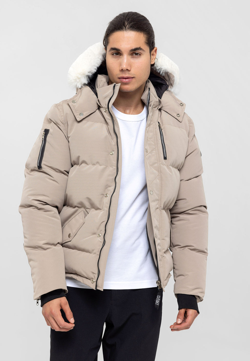 Winterjacke mit weißem Fell in Beige