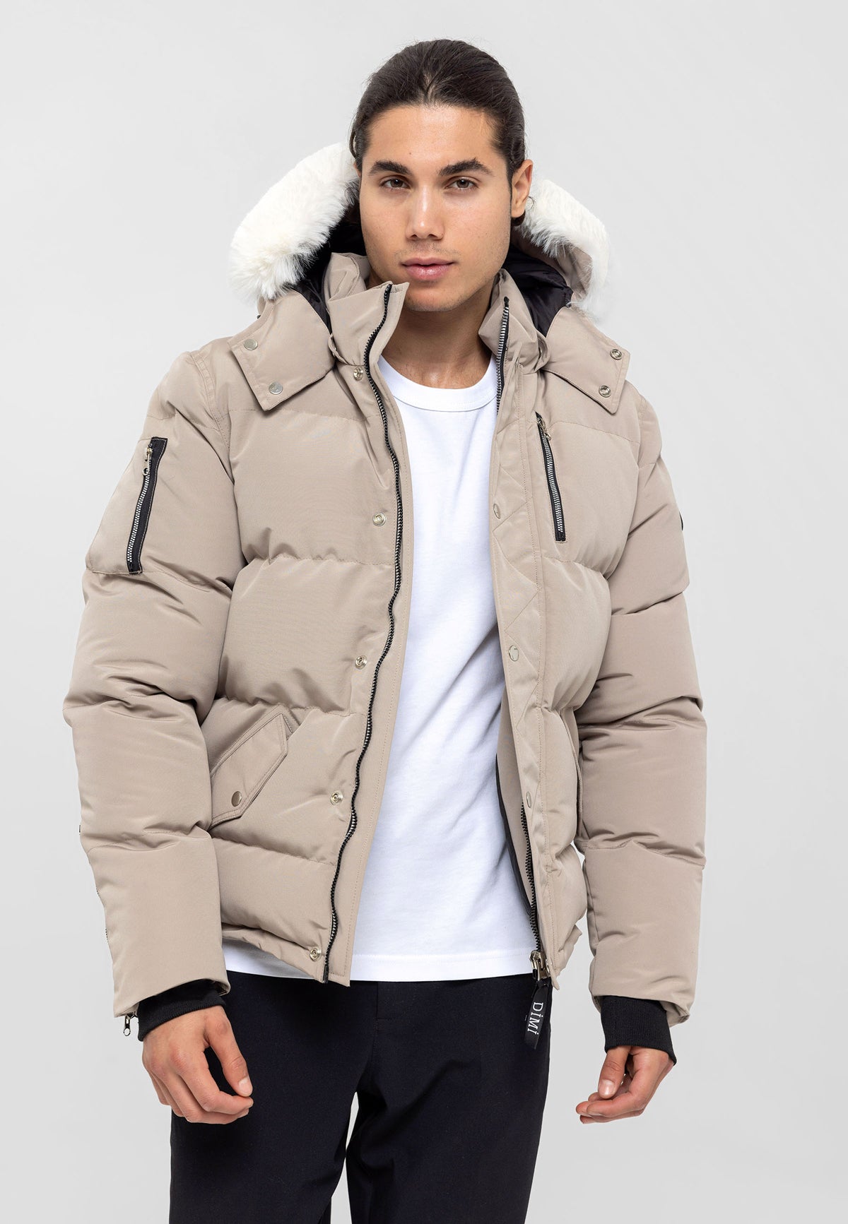 Winterjacke mit weißem Fell in Beige