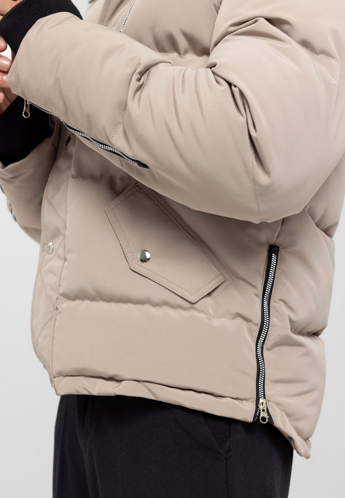 Winterjacke mit weißem Fell in Beige
