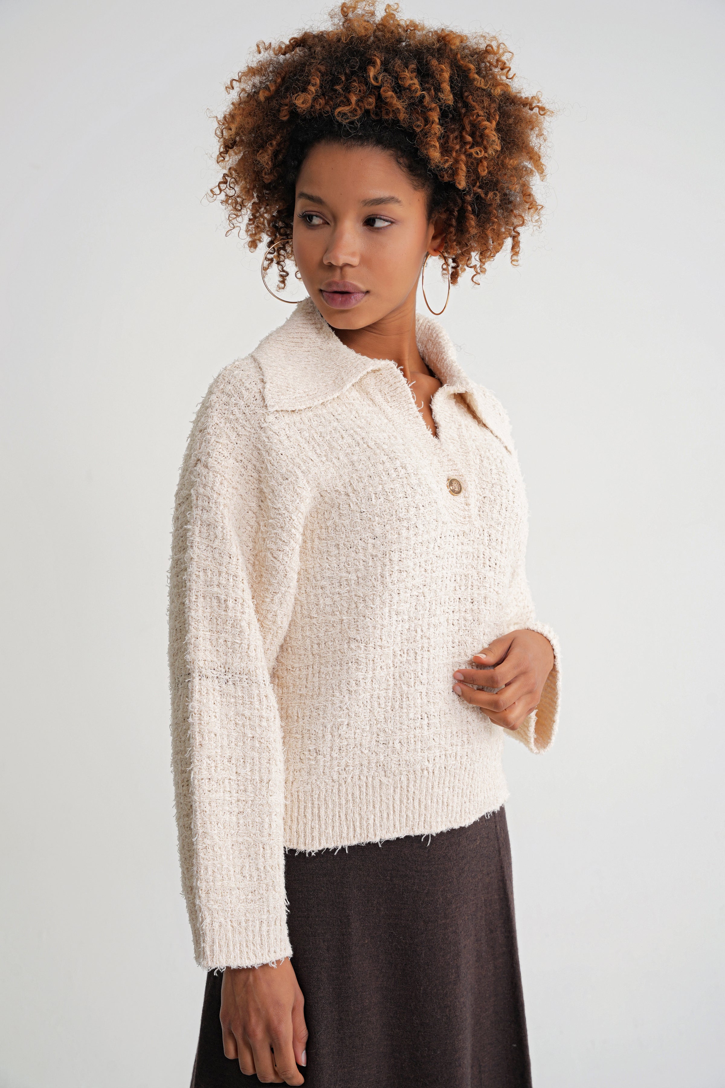 Damen Strickpullover mit Kragen und Knopfleiste – Cremeweiß