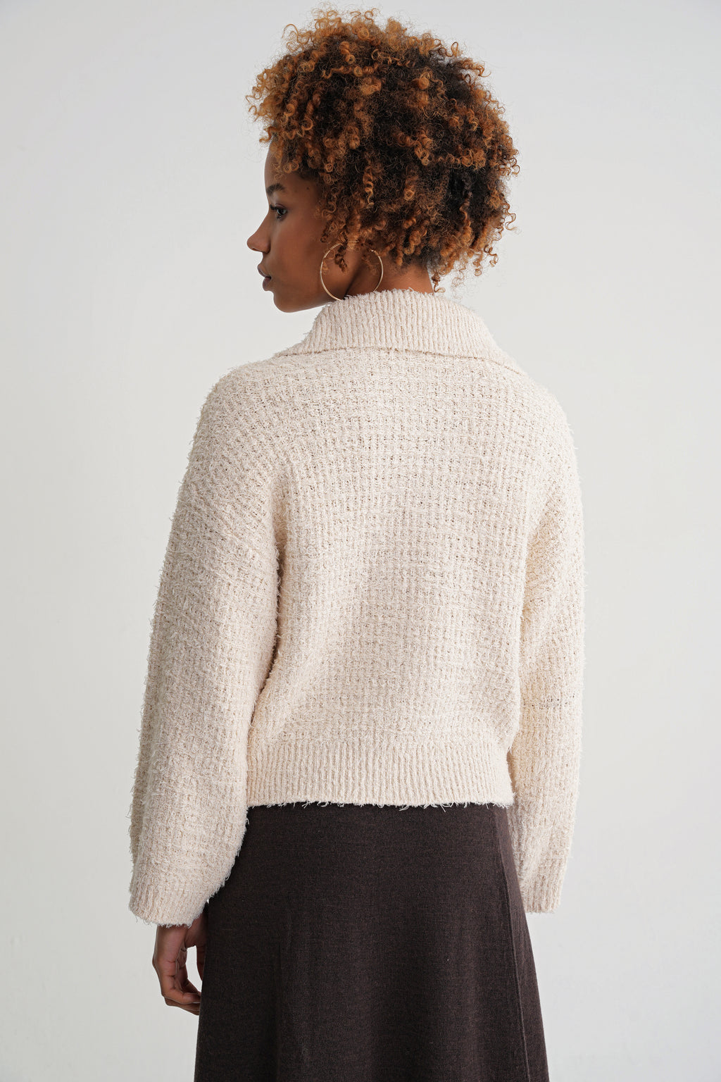 Damen Strickpullover mit Kragen und Knopfleiste – Cremeweiß