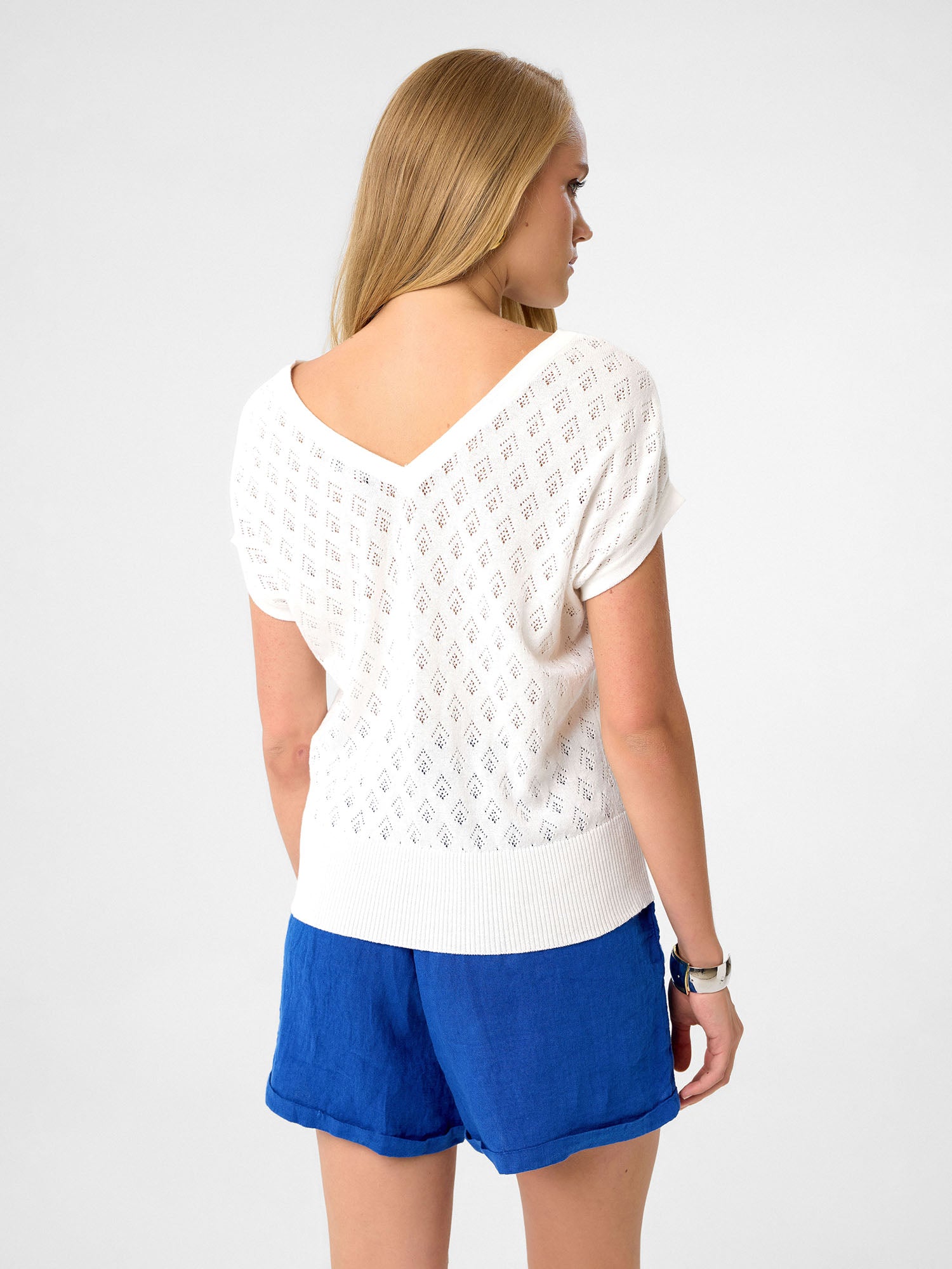 Diamond Knit V-Neck aus 100 % Baumwolle – Soft Pearl