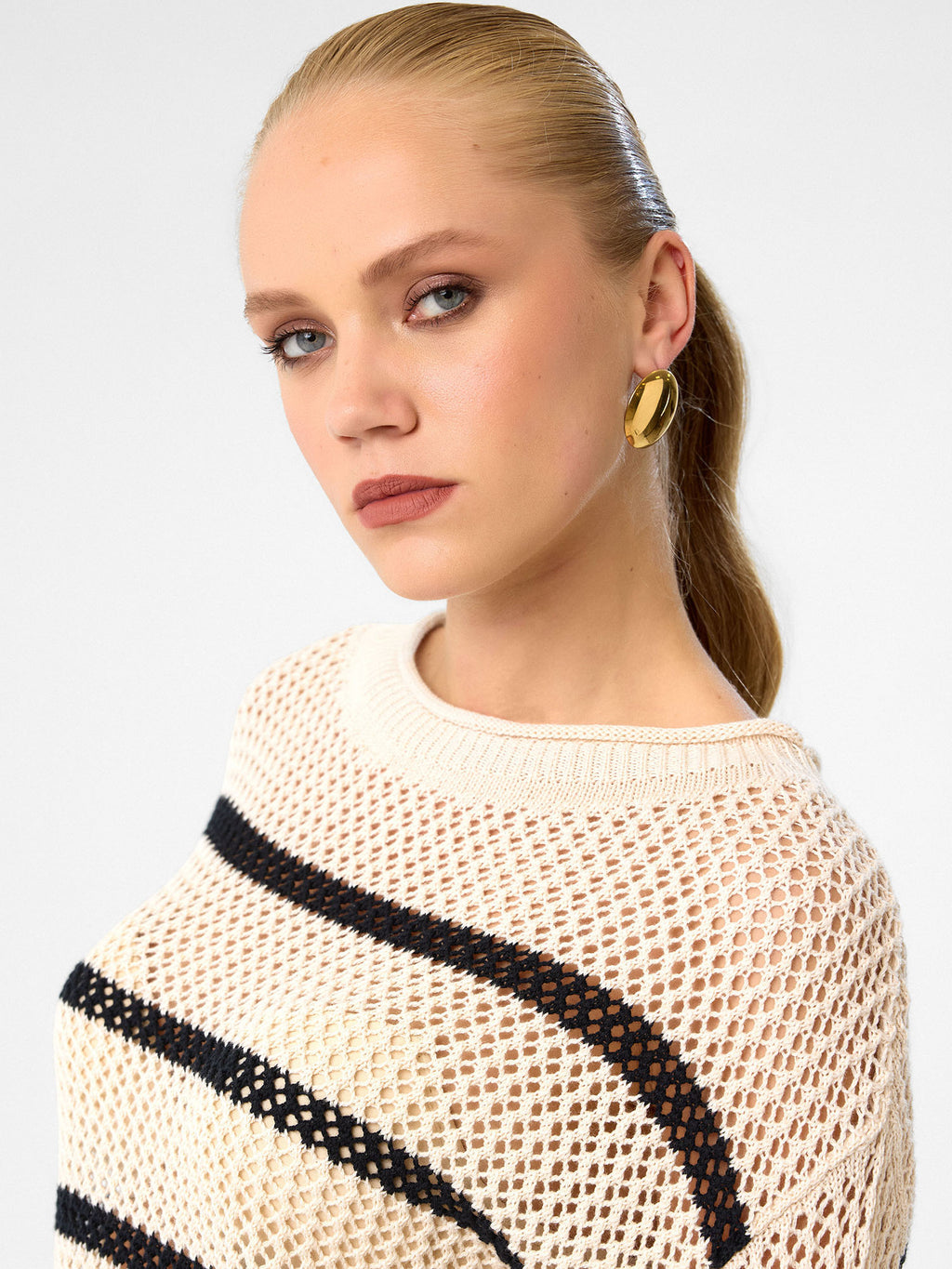 Striped Mesh Knit Pullover aus 100 % Baumwolle – Sandstone & Black